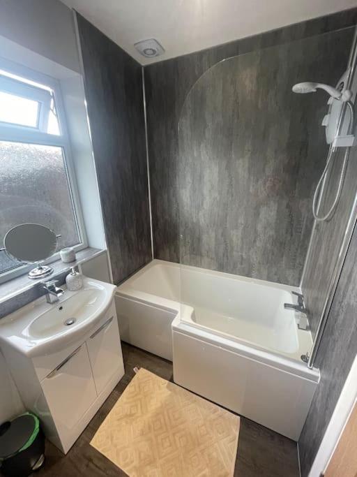 Sands Lane Retreat ハンマンビー エクステリア 写真